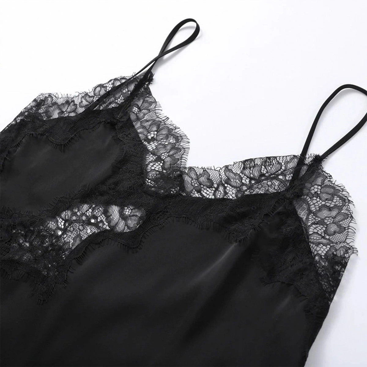 Blusa de Alcinha em Cetim com Renda