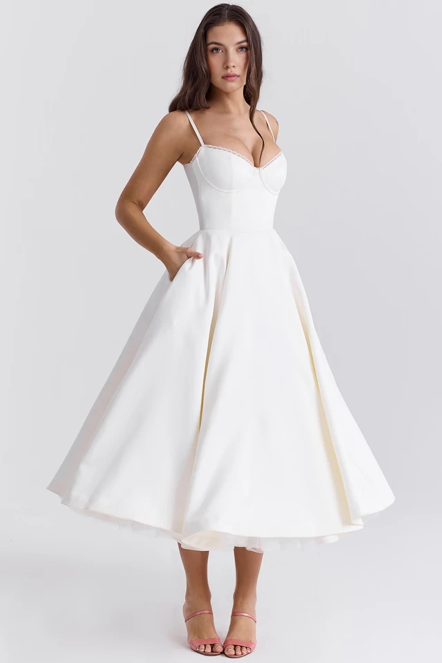 Vestido Charlotte Midi Acinturado