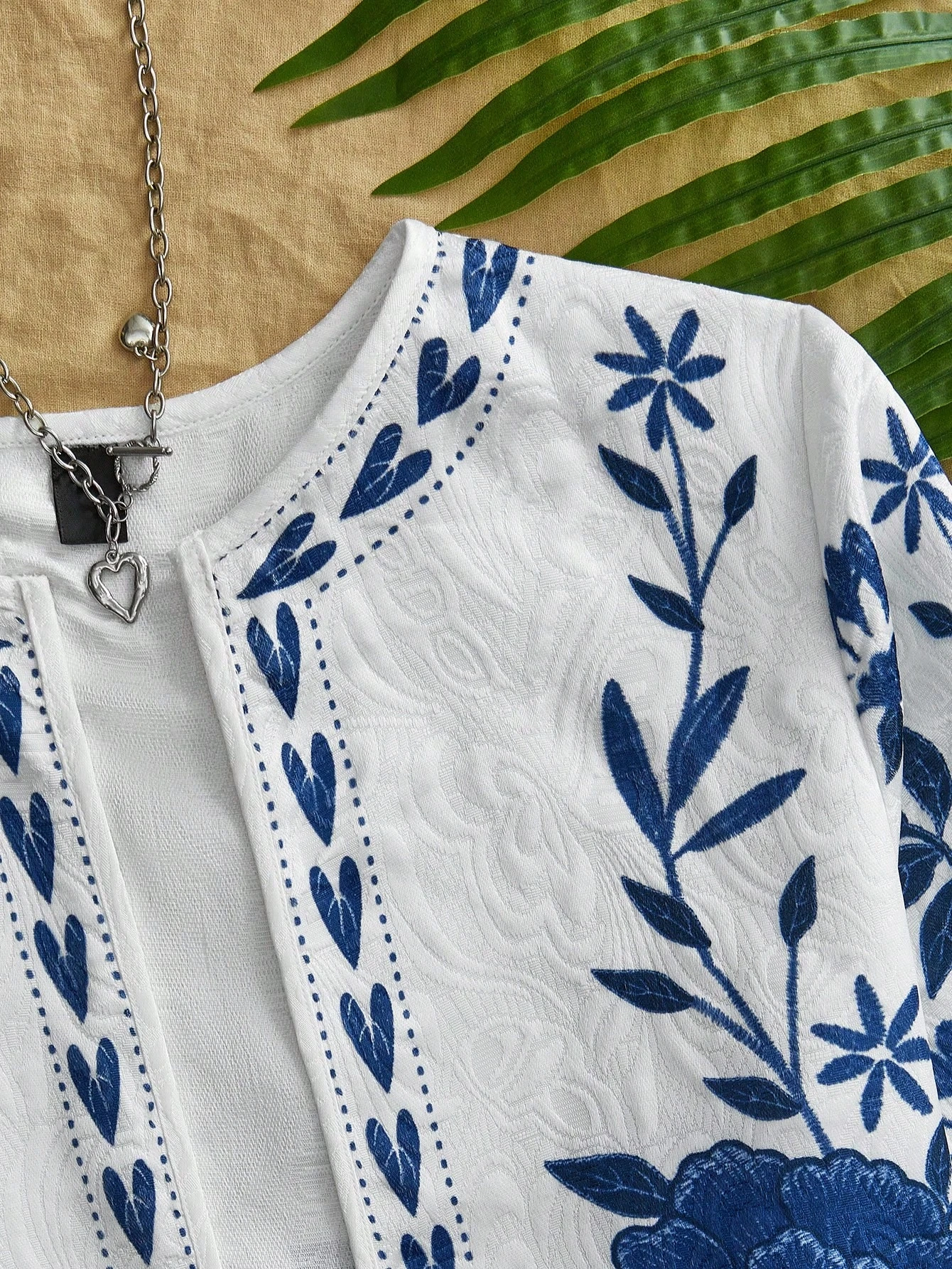Jaqueta Boho com Bordado Floral