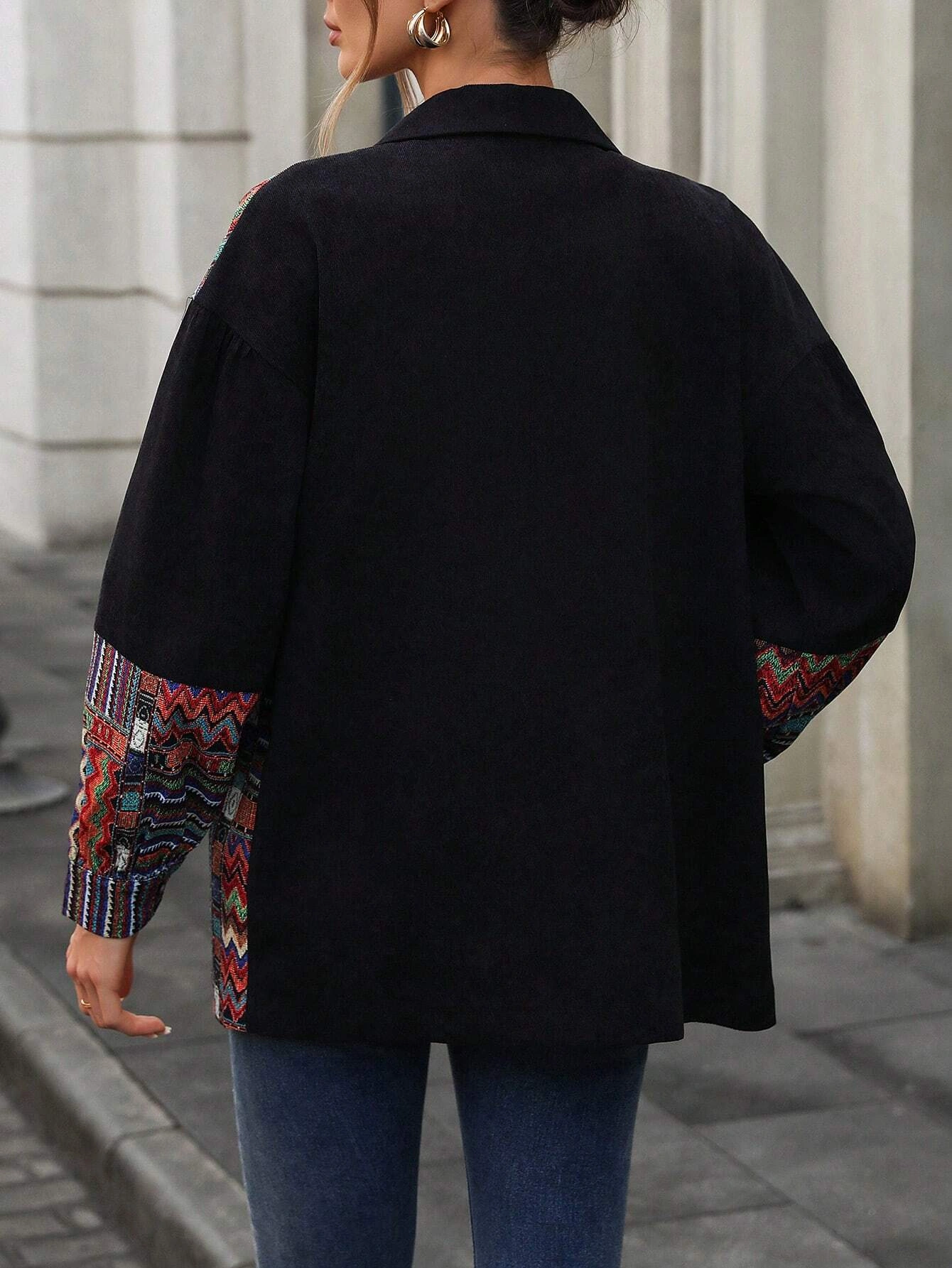 Jaqueta Oversized Indiana com Estampa Geométrica