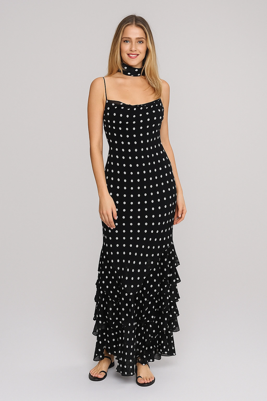 Vestido Audrey Longo em Poá com Babados