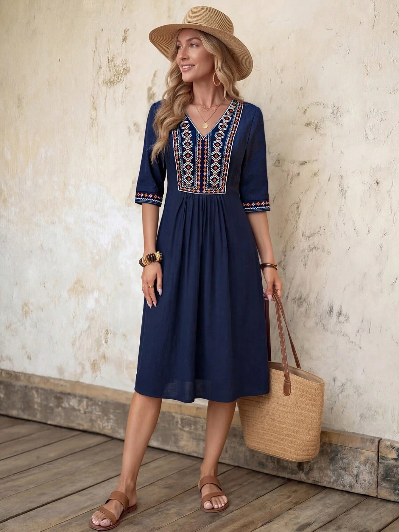 Vestido Midi Boho com Bordado Étnico