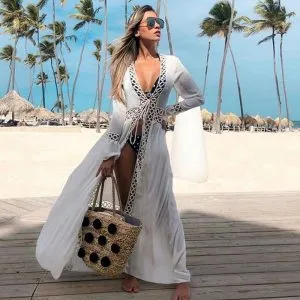 saida-de-praia-branca-elegante2
