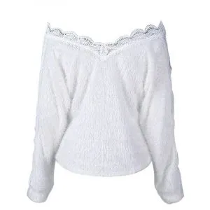Blusa Pelinhos e Renda Branca