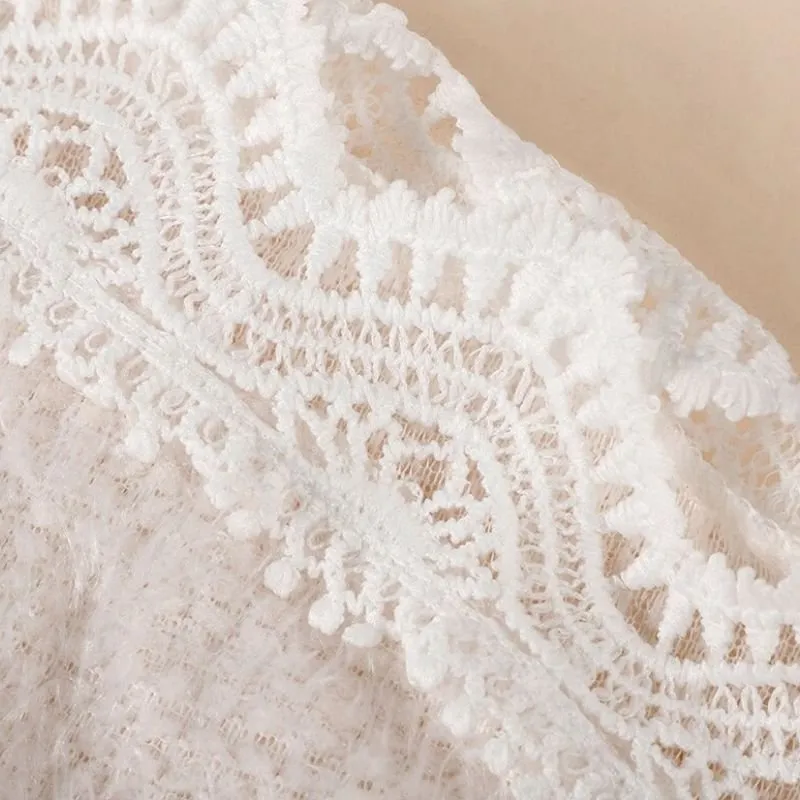 Blusa Pelinhos e Renda Branca - Imagem 6