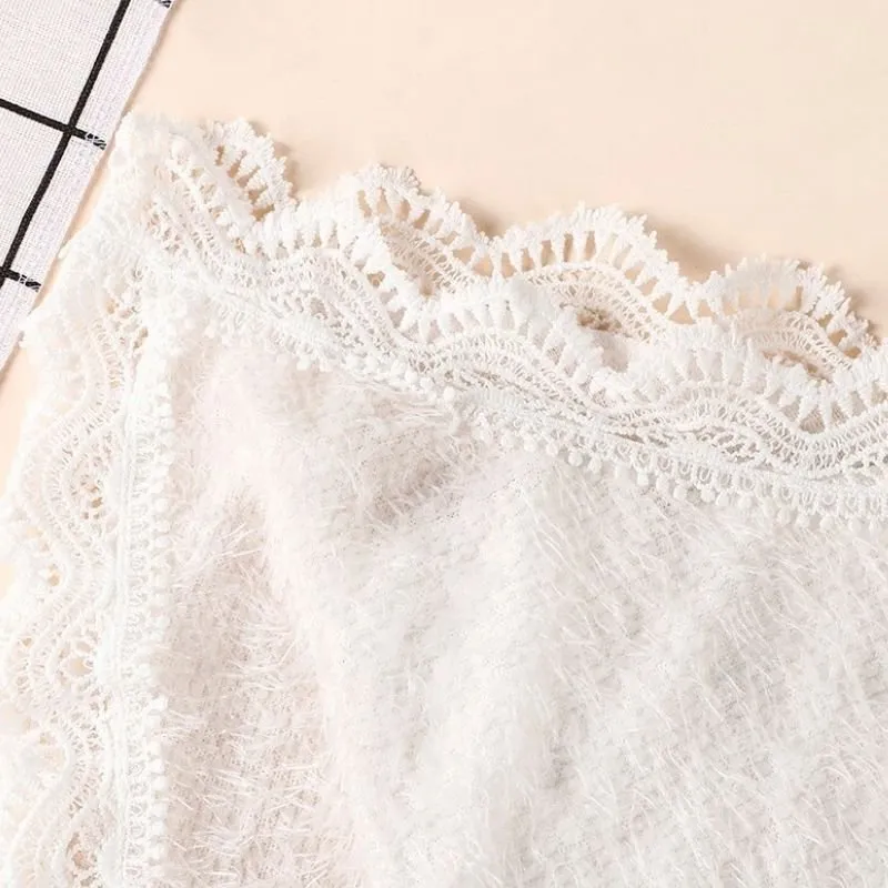 Blusa Pelinhos e Renda Branca - Imagem 8