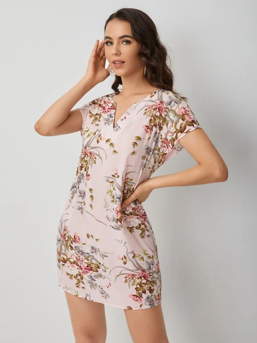 Vestido Curto Floral Elegante - Imagem 12