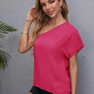 blusa-um-ombro-so-manga-morcego-06