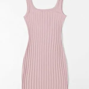 vestido-curto-basico-canelado-42