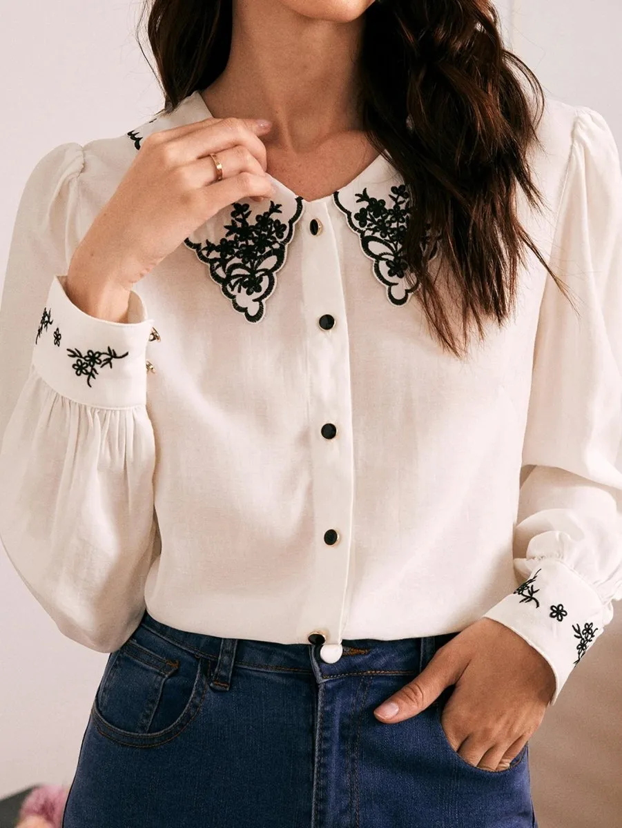 Blusa Delicada Com Bordado