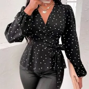 Blusa Transpassada Com Corações