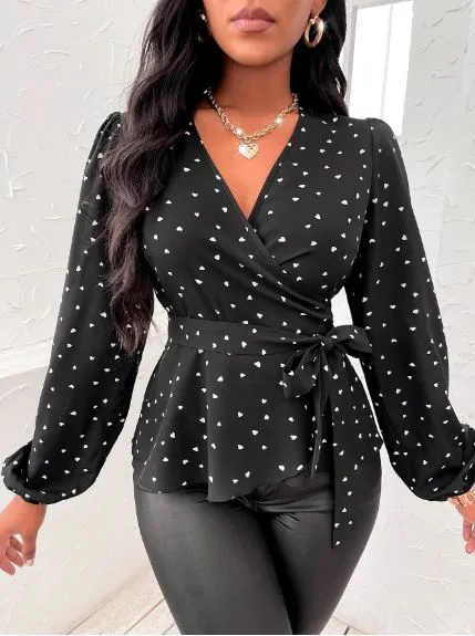 Blusa Transpassada Com Corações - Imagem 4