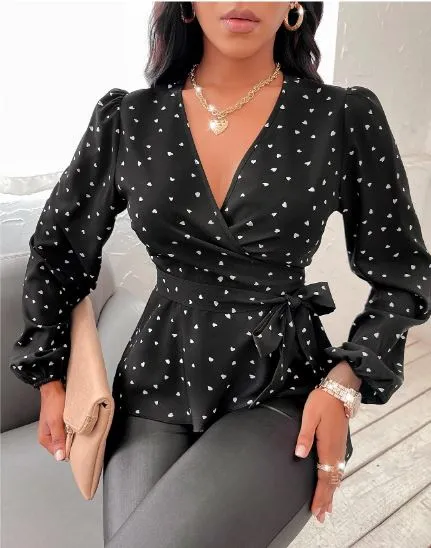 Blusa Transpassada Com Corações - Imagem 6