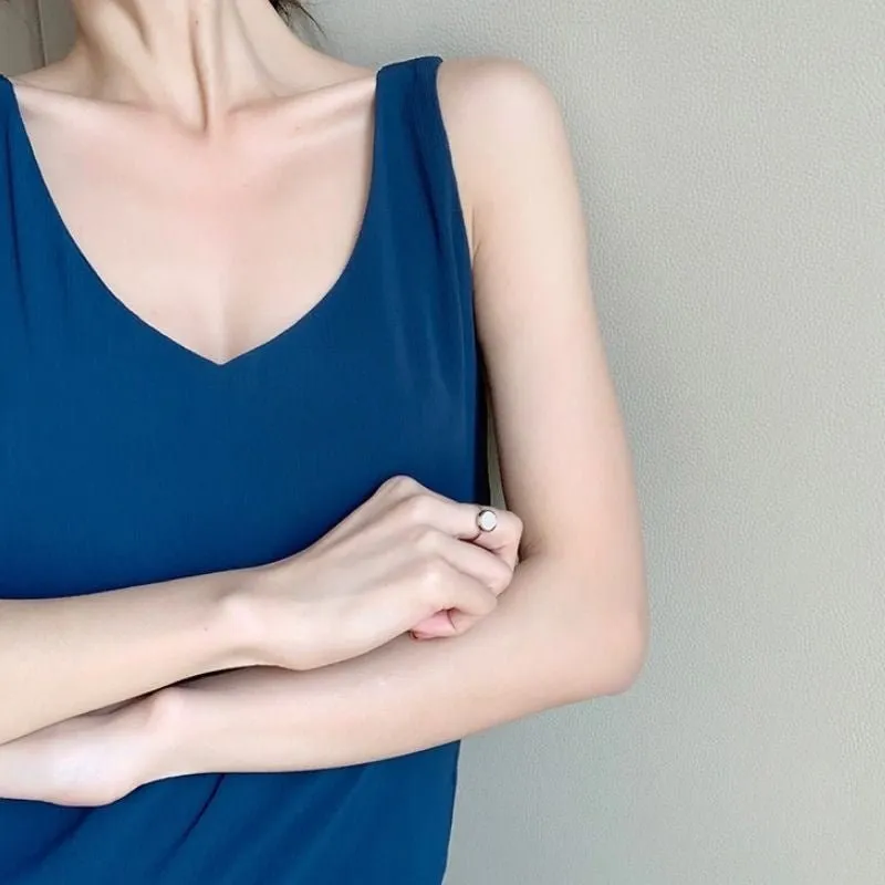 Regata Lisa Decote - Imagem 2