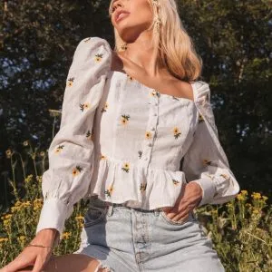 Blusa Branca Girassóis Bordados
