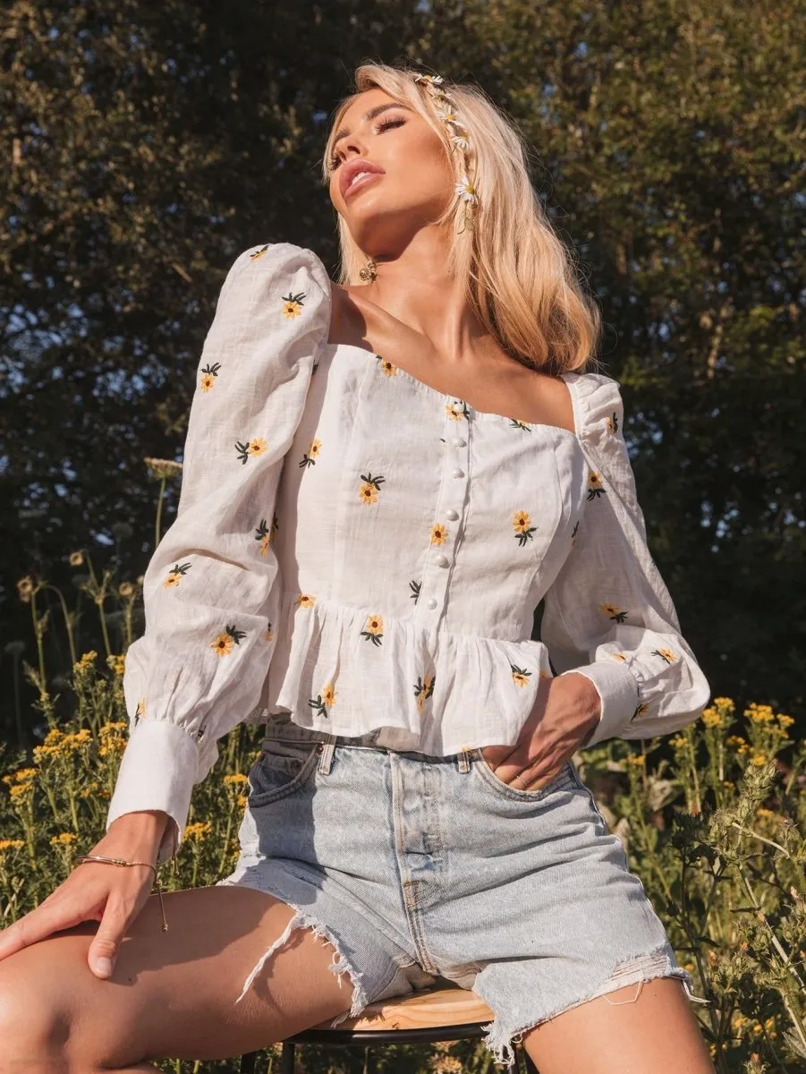 Blusa Branca Girassóis Bordados