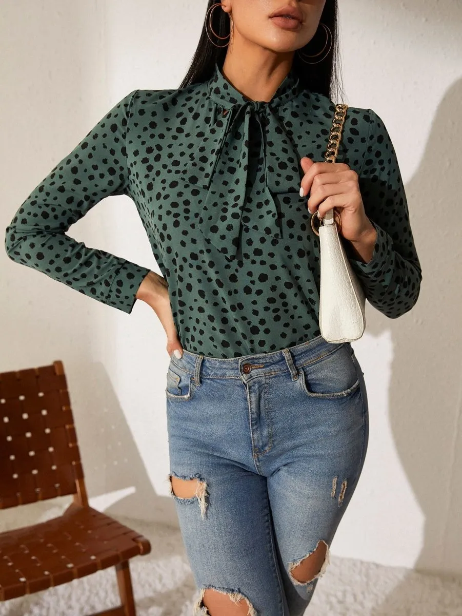 Blusa Elegante Gola Gravata - Imagem 2