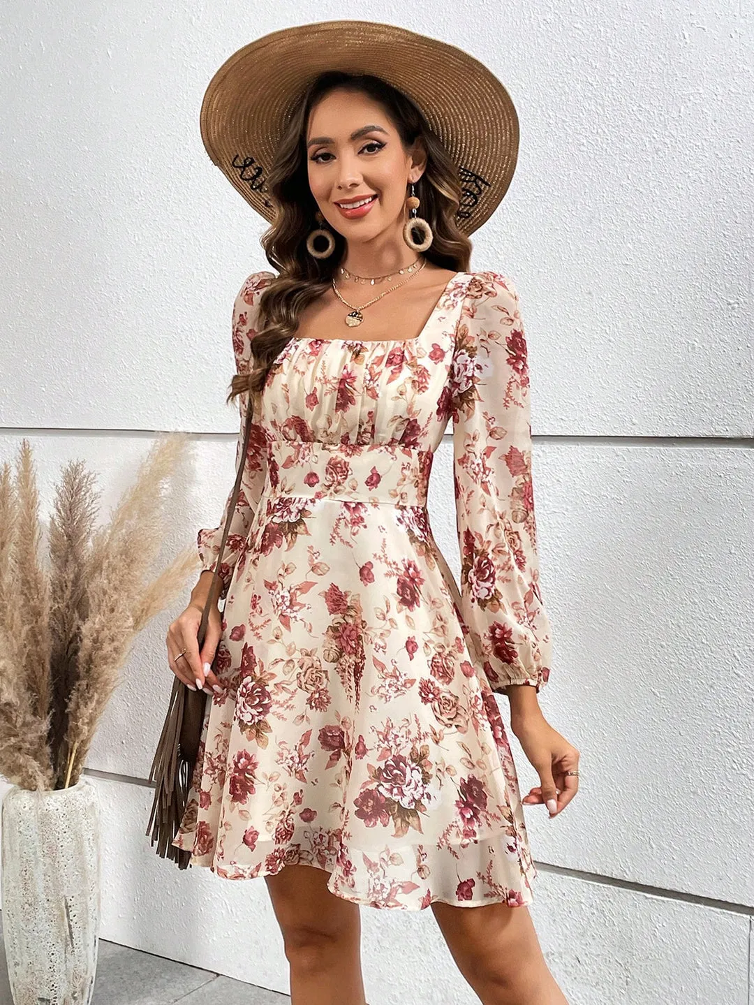 Vestido Curto Floral Acinturado - Imagem 6