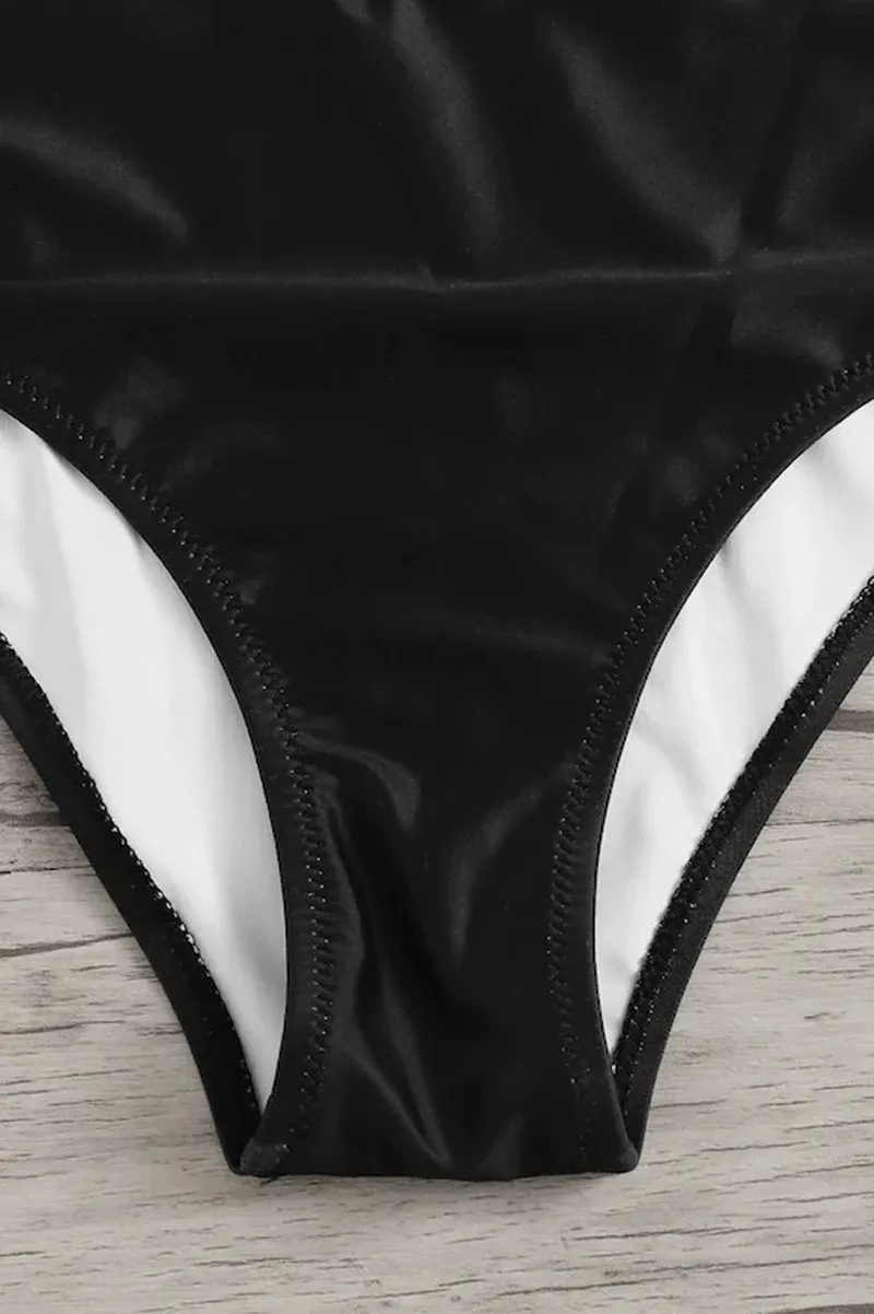 Maiô Elegante com Detalhe Listrado - Imagem 9